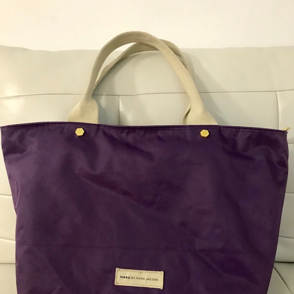 SOLD π π Marc Jacobs Tote Purse π - Picture 8 of 8